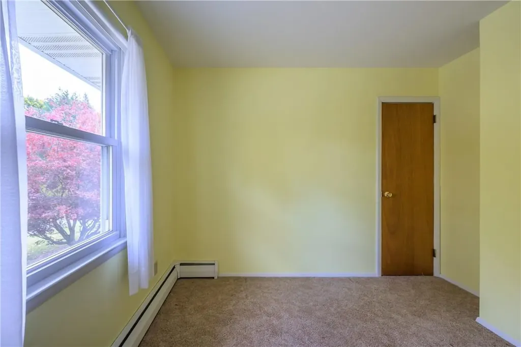 9 Cambridge Drive Red Hook NY 12571