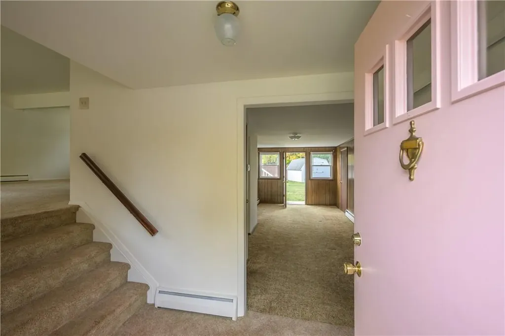 9 Cambridge Drive Red Hook NY 12571