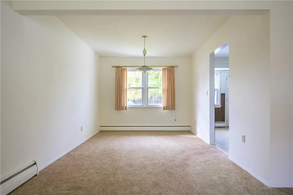 9 Cambridge Drive Red Hook NY 12571