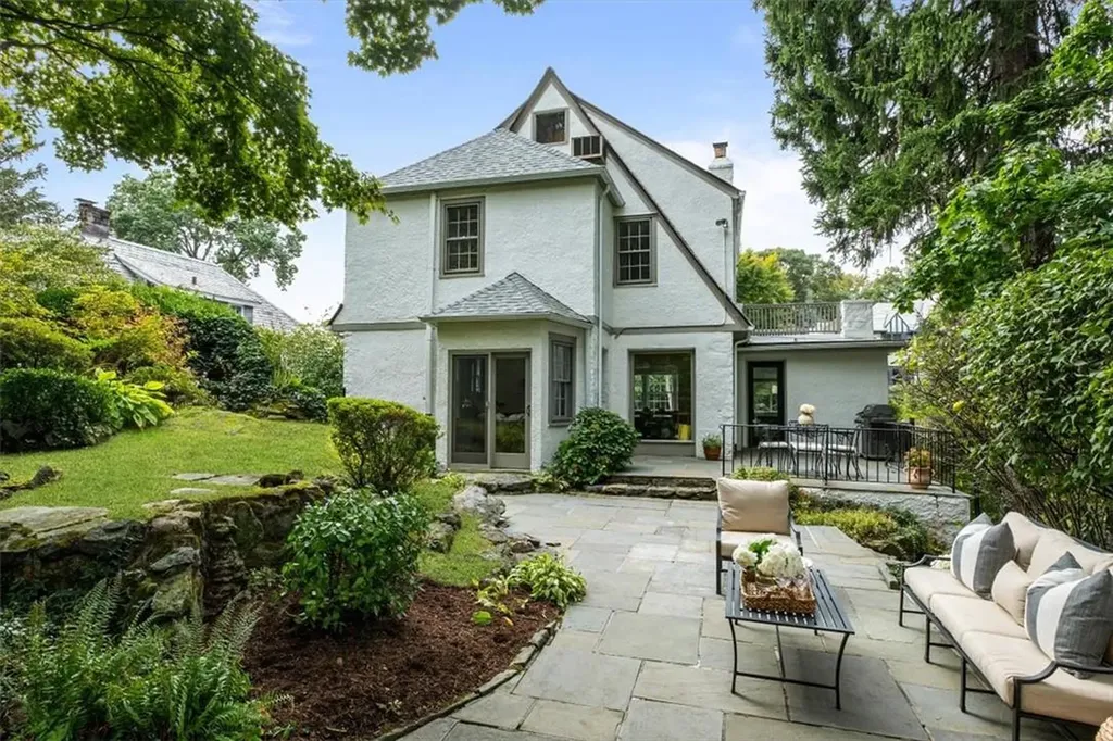 3 Glenn Road Larchmont NY 10538