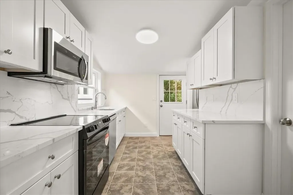 24 Campwoods Grounds Ossining NY 10562