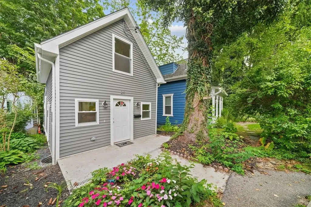 24 Campwoods Grounds Ossining NY 10562