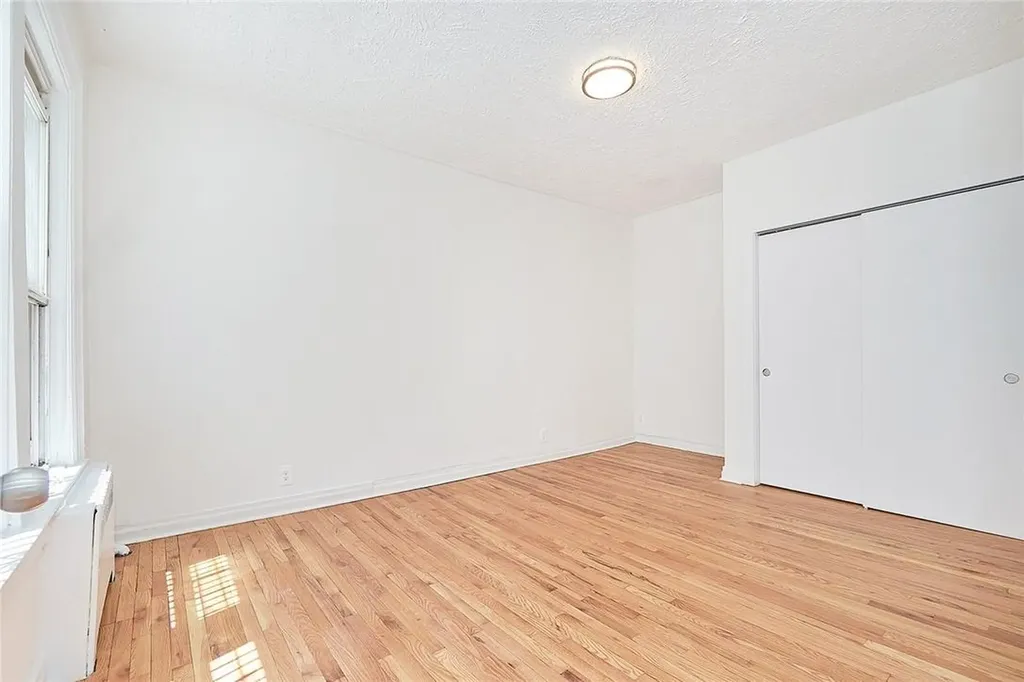 1549 Selwyn Avenue Bronx NY 10457