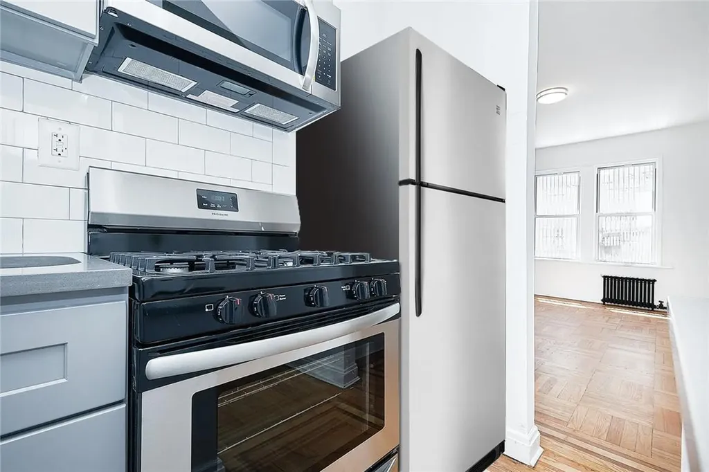1549 Selwyn Avenue Bronx NY 10457