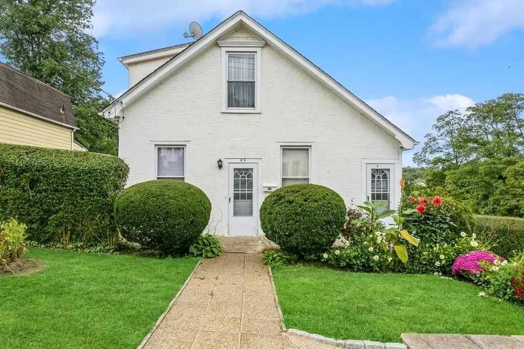 49 N Goodwin Avenue Elmsford NY 10523