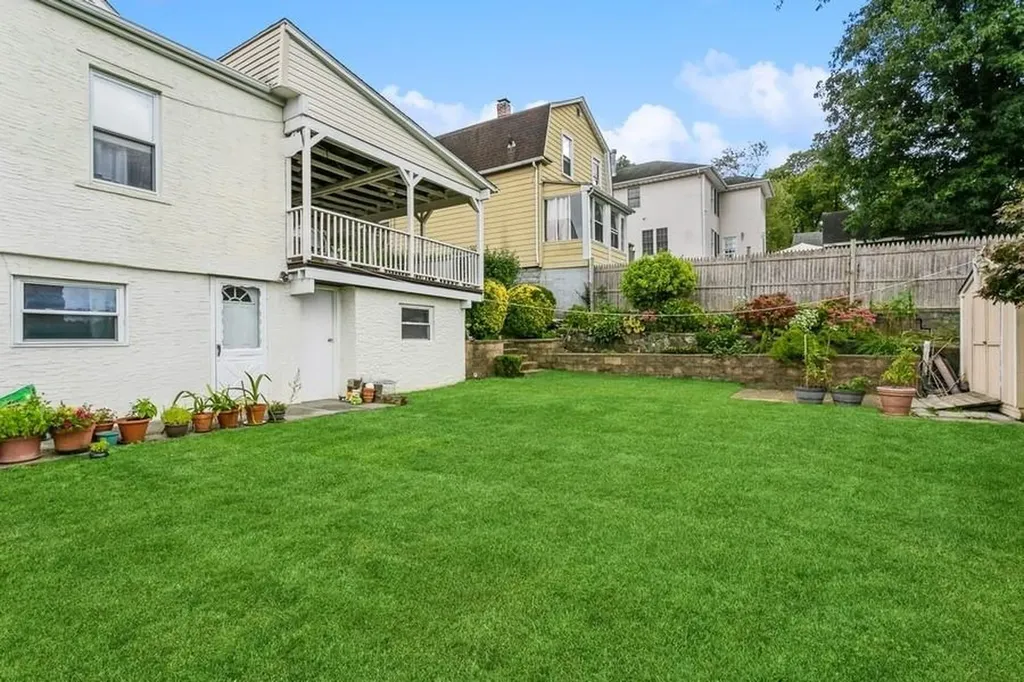49 N Goodwin Avenue Elmsford NY 10523
