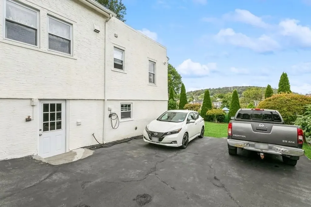 49 N Goodwin Avenue Elmsford NY 10523