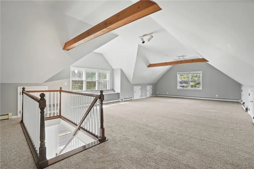 824 Peenpack Trail Sparrowbush NY 12780