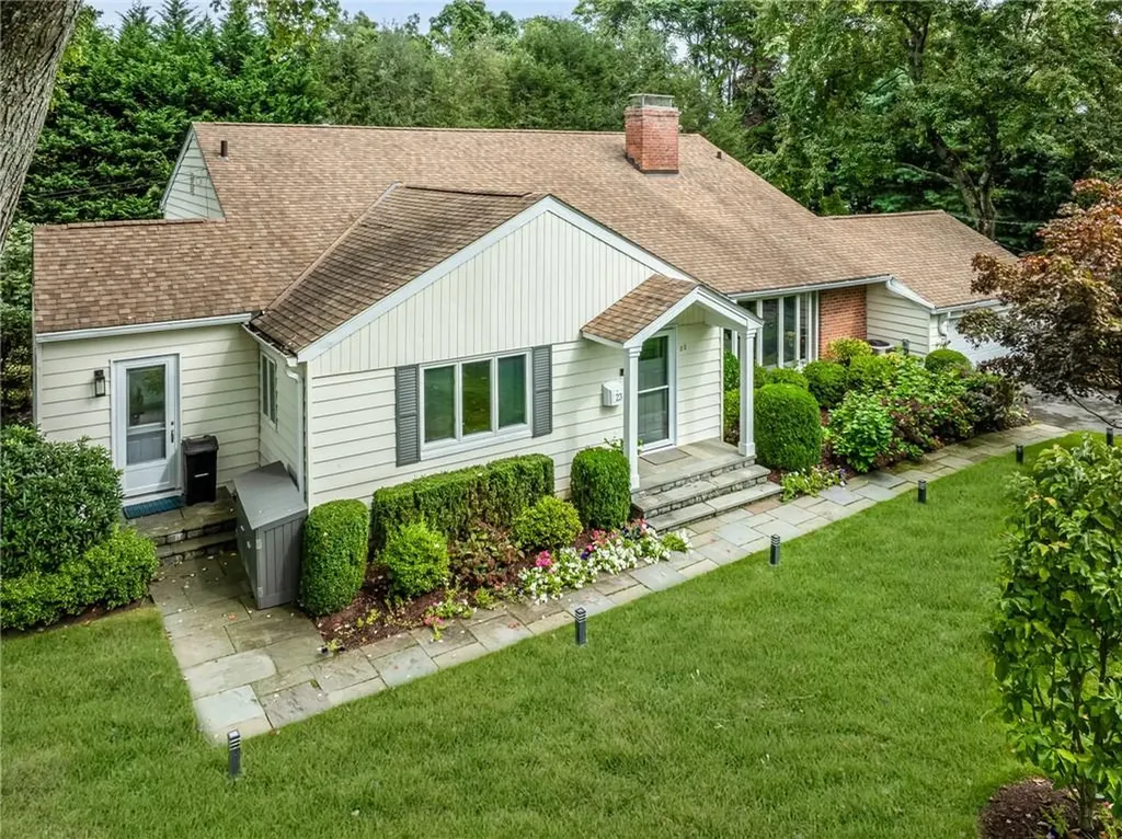23 Stonewall Lane Mamaroneck NY 10543
