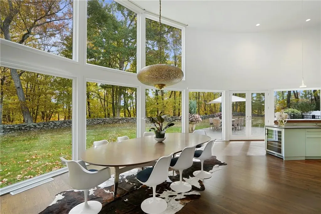 187 Hook Road Bedford NY 10506