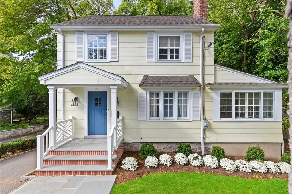 21 Hillcrest Avenue Larchmont NY 10538