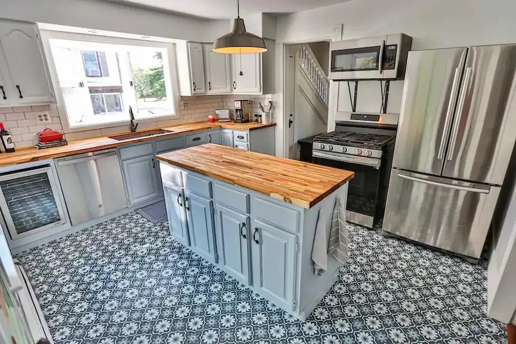 25 Maple Avenue Florida NY 10921