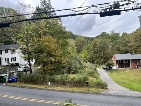 213 Drewville Road Carmel NY 10512