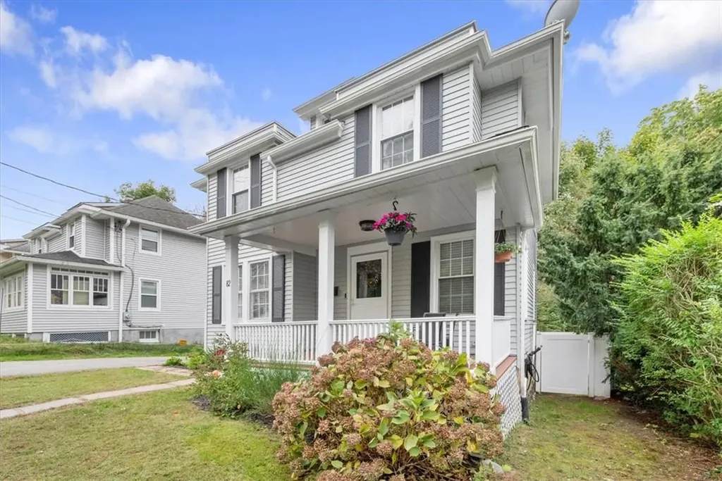 82 Gregory Avenue Mount Kisco NY 10549