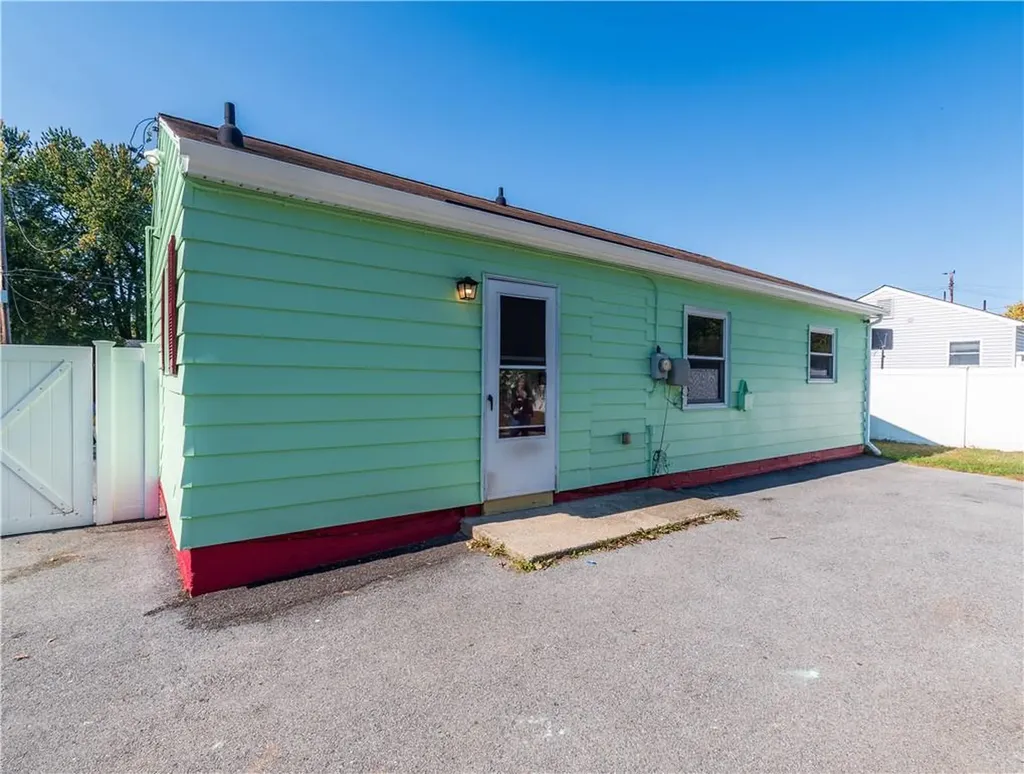 26 Peter Cooper Drive Poughkeepsie NY 12601