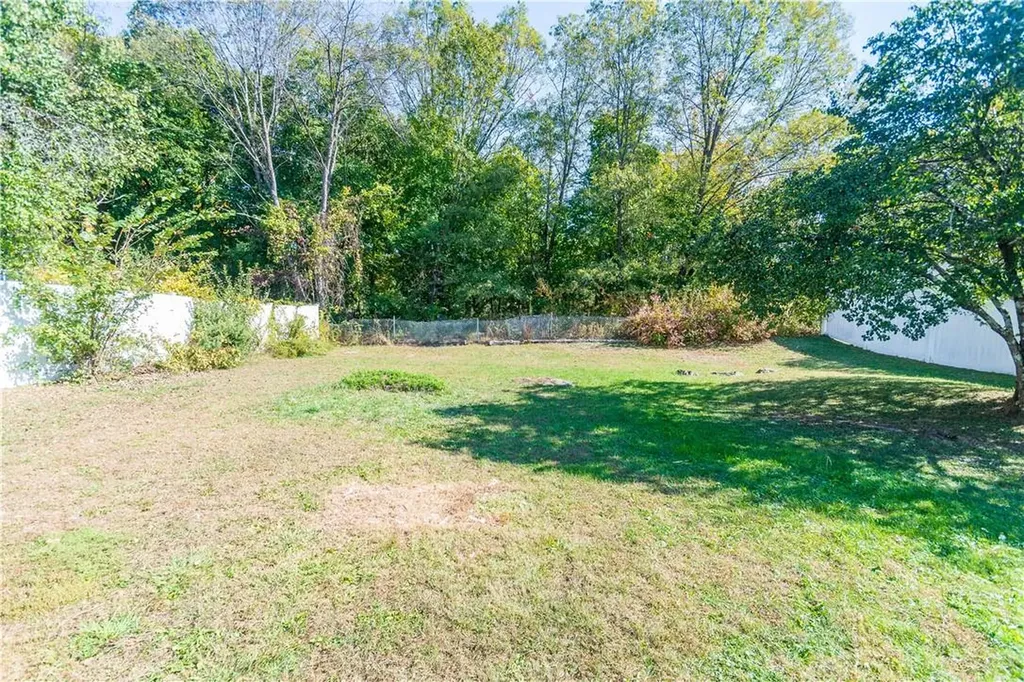 26 Peter Cooper Drive Poughkeepsie NY 12601