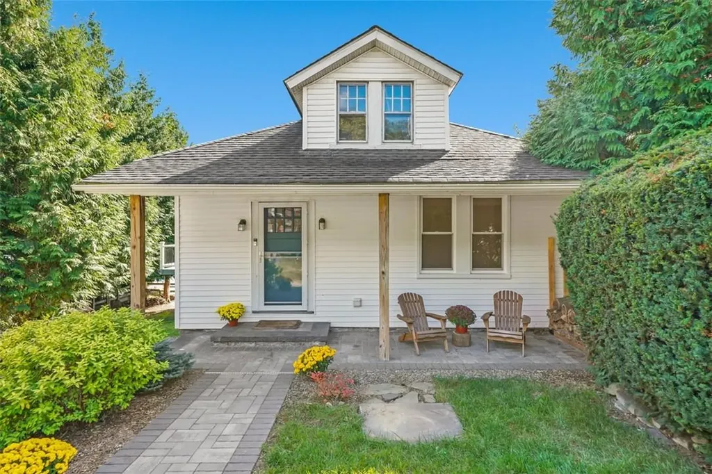 547 Shore Drive New Windsor NY 12553
