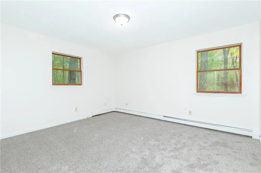 110 Cardinal Road Hyde Park NY 12538