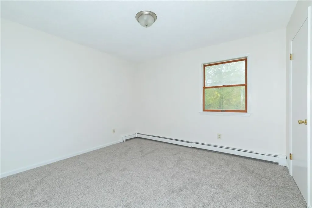 110 Cardinal Road Hyde Park NY 12538