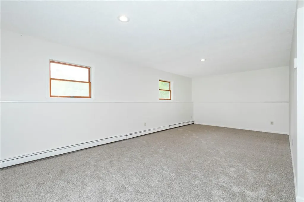 110 Cardinal Road Hyde Park NY 12538