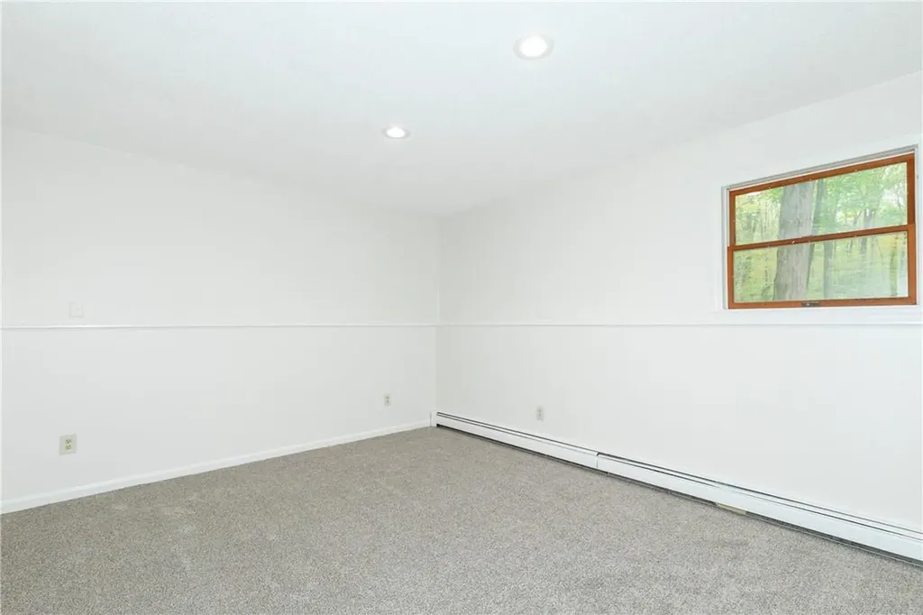 110 Cardinal Road Hyde Park NY 12538
