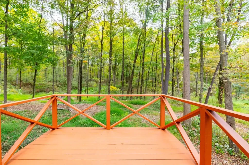 110 Cardinal Road Hyde Park NY 12538