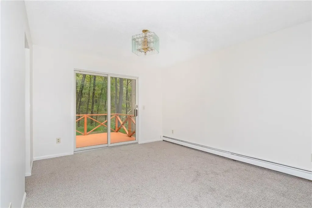 110 Cardinal Road Hyde Park NY 12538