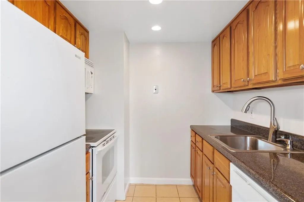 311 Chateau Rive Peekskill NY 10566