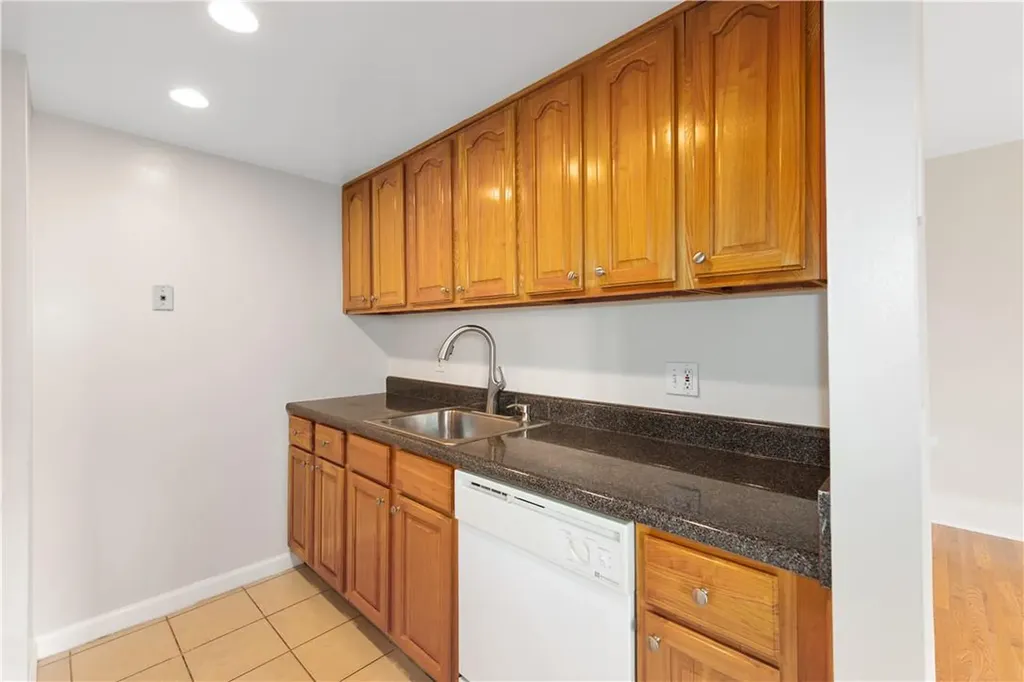 311 Chateau Rive Peekskill NY 10566