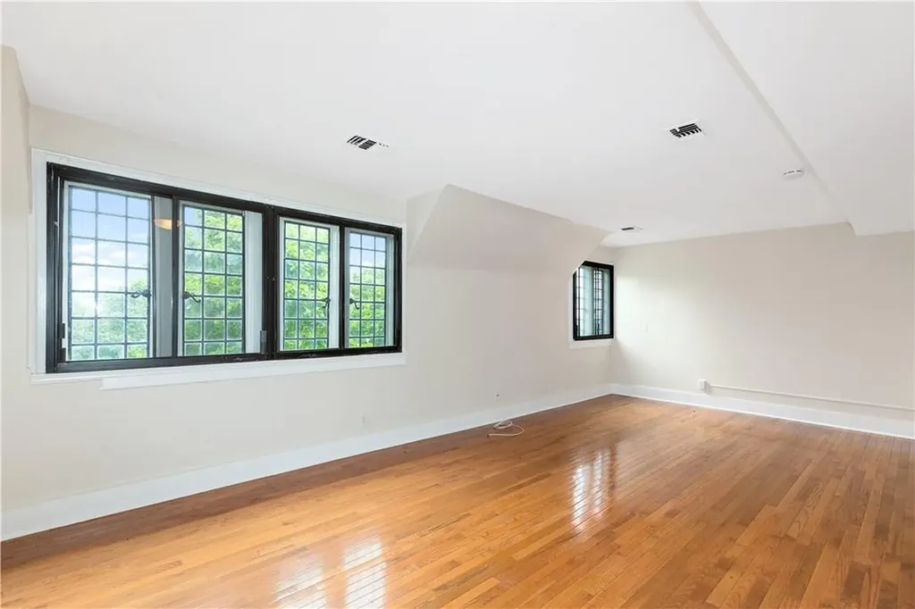 311 Chateau Rive Peekskill NY 10566