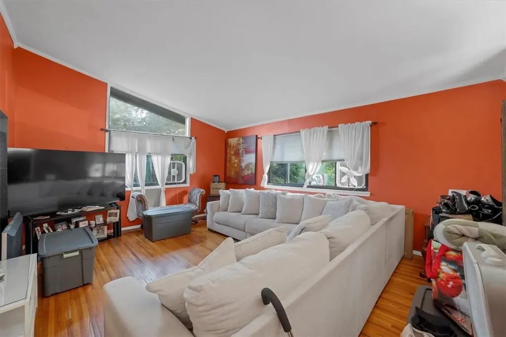 7 Brookdell Drive Hartsdale NY 10530
