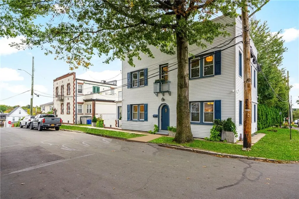 3 Archer Place Harrison NY 10528