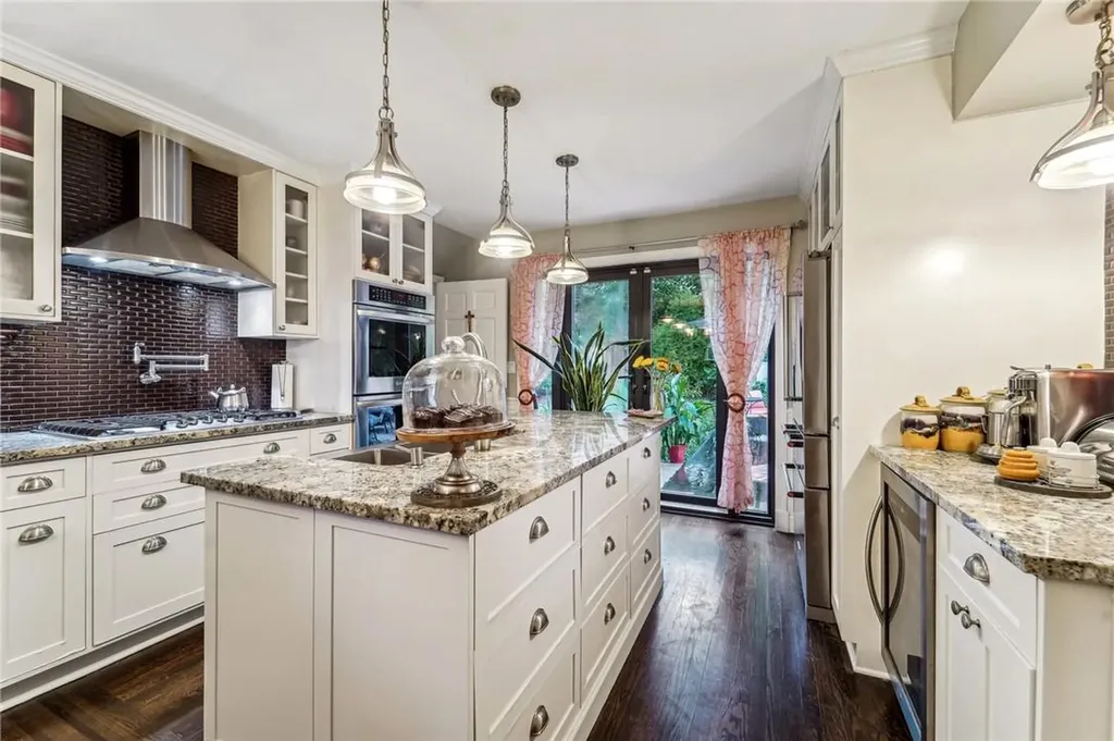 465 Park Avenue Yonkers NY 10703
