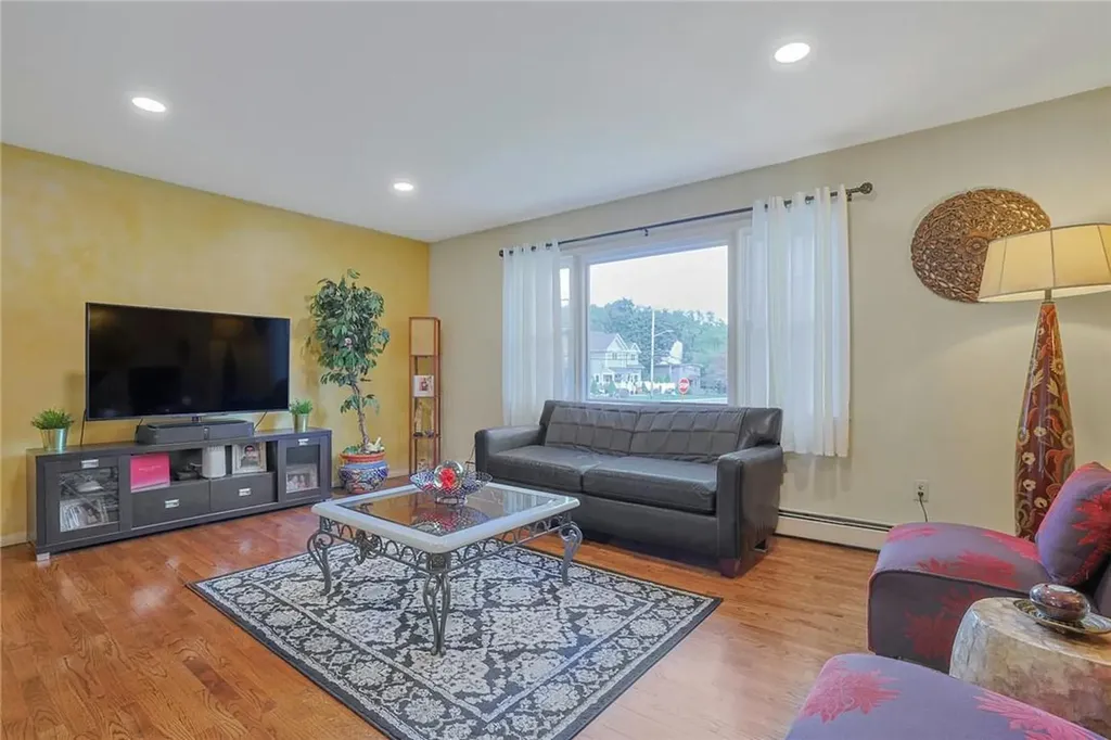 101 Crescent Drive Thiells NY 10984
