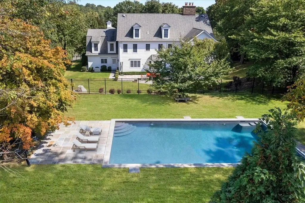 20 Colonial Road White Plains NY 10605