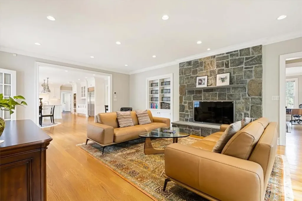 20 Colonial Road White Plains NY 10605