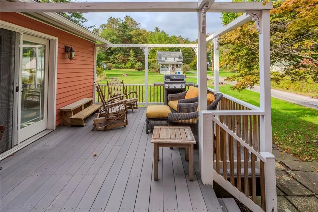 10 Hankins Road Hankins NY 12741