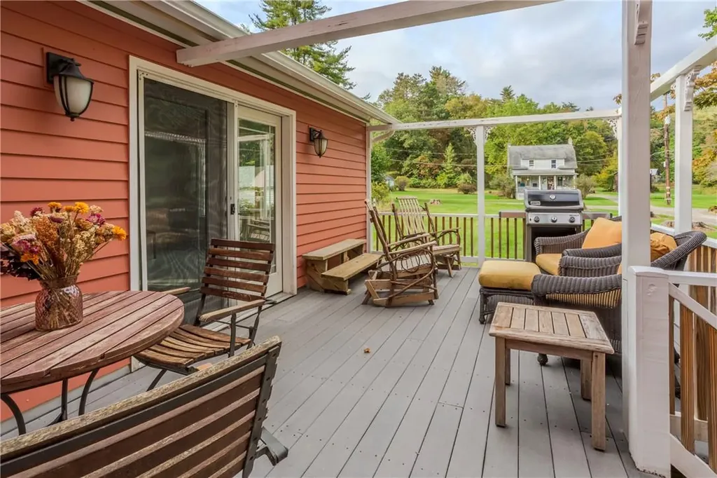 10 Hankins Road Hankins NY 12741