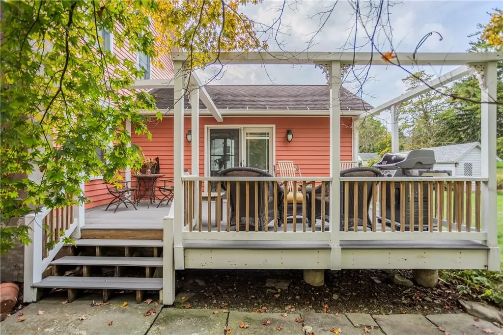 10 Hankins Road Hankins NY 12741
