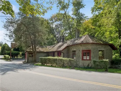 33 Peekskill Road Cold Spring NY 10516