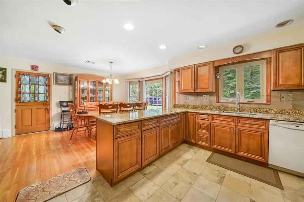 24 Mile Road Suffern NY 10901