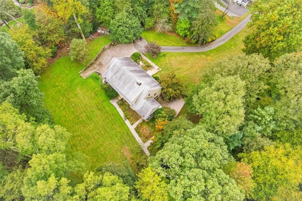 24 Mile Road Suffern NY 10901