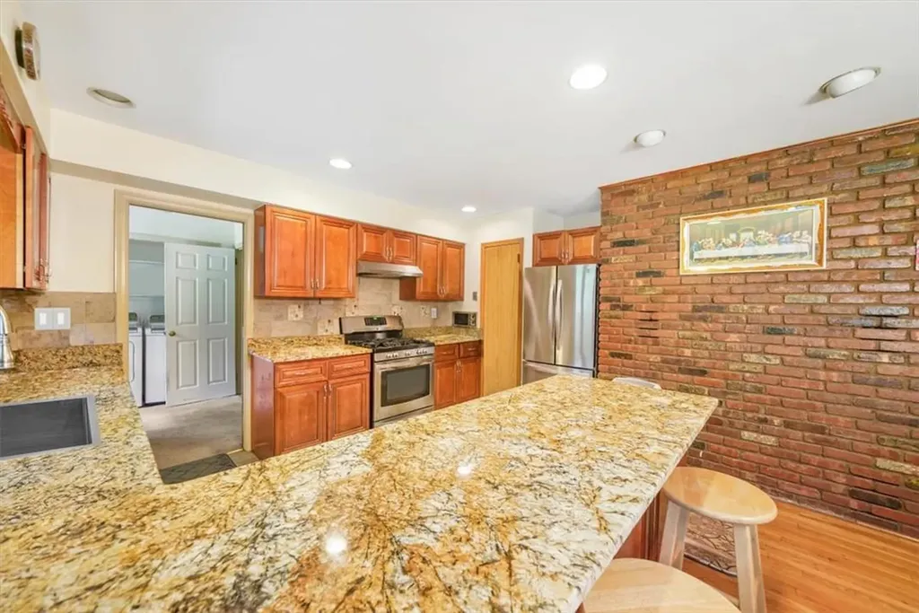 24 Mile Road Suffern NY 10901