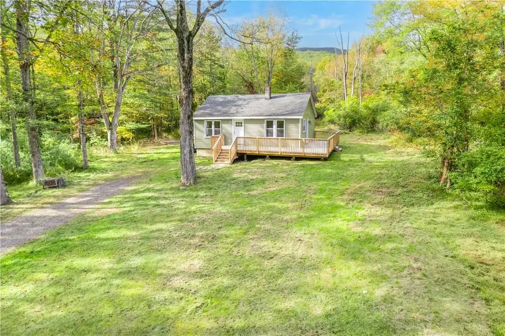 501 Oregon Trail Pine Bush NY 12566
