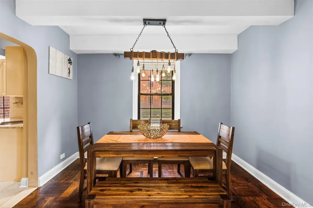 174 Garth Road Scarsdale NY 10583
