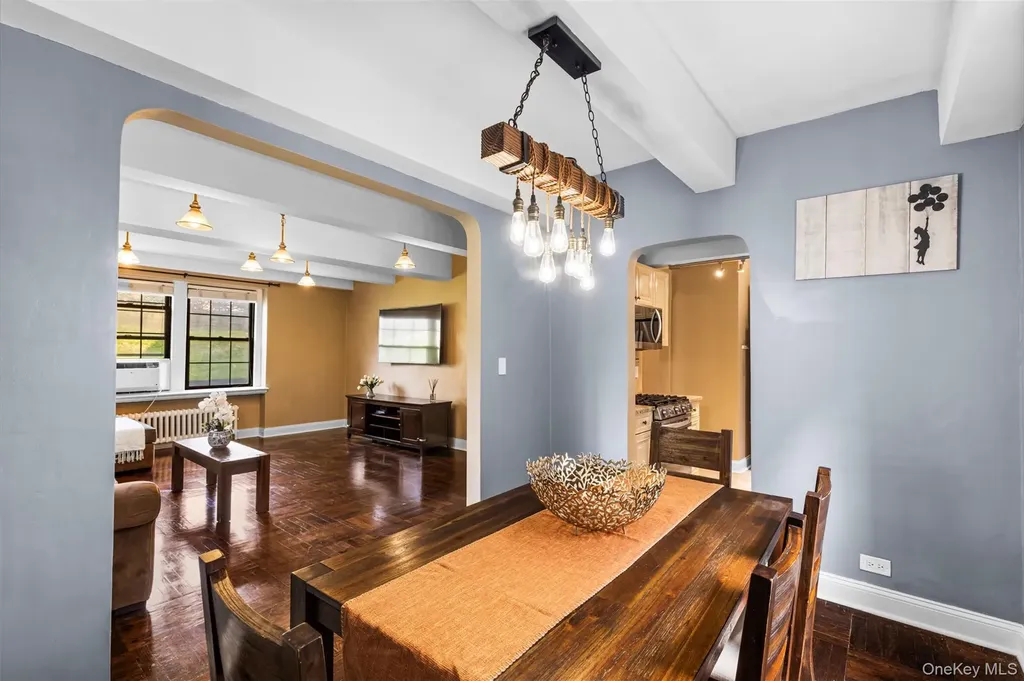 174 Garth Road Scarsdale NY 10583