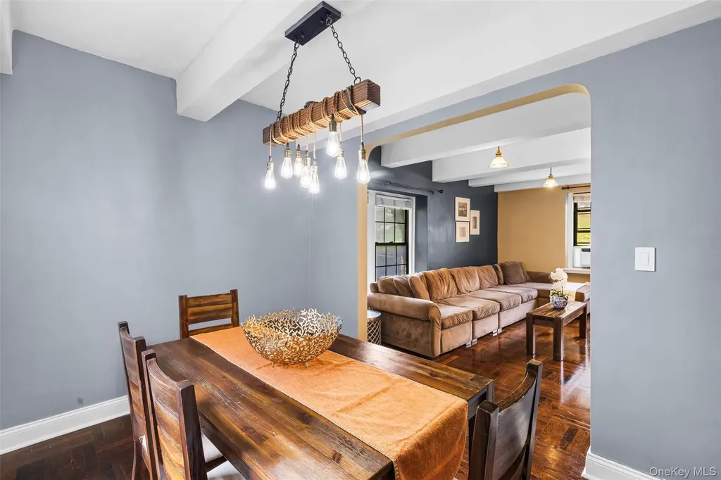 174 Garth Road Scarsdale NY 10583