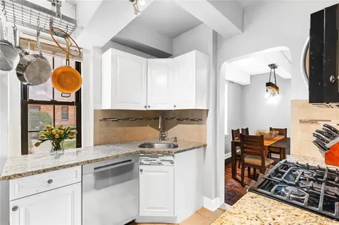 174 Garth Road Scarsdale NY 10583
