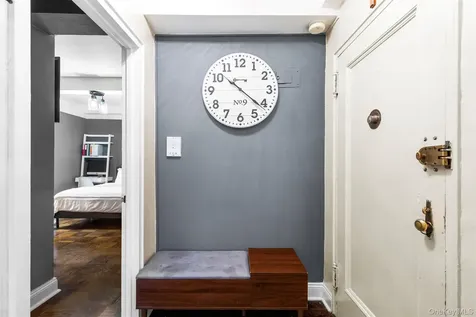 174 Garth Road Scarsdale NY 10583