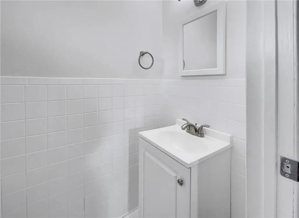 8 Naples Avenue Central Islip NY 11722